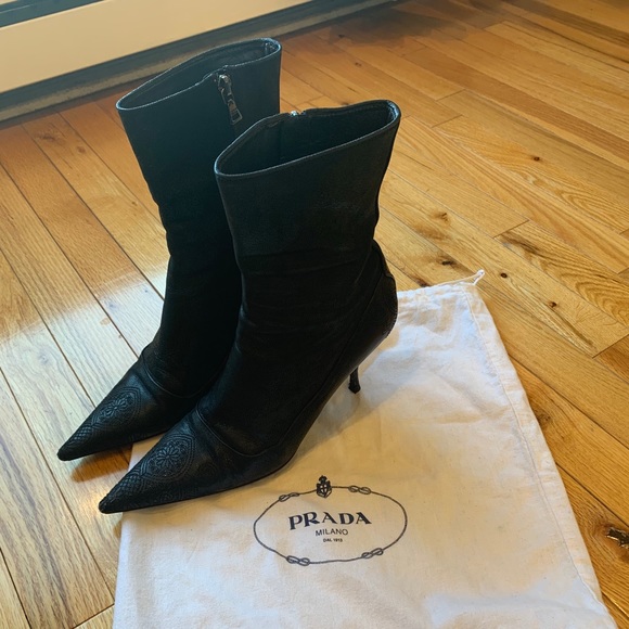 Authentic Prada pointed toe suede ankle booty - Picture 6 of 14